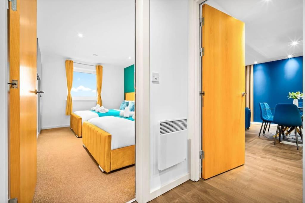 Spacious 2 Bed Apt B'Ham Cc With Parking Sleeps 7 Birmingham Exterior photo
