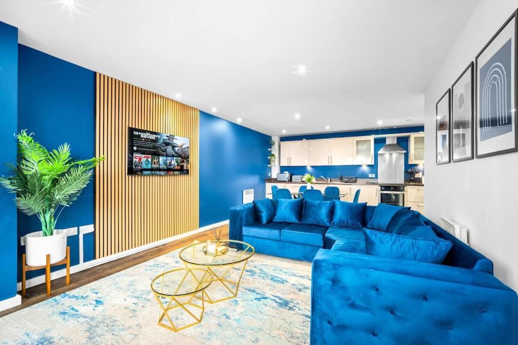 Spacious 2 Bed Apt B'Ham Cc With Parking Sleeps 7 Birmingham Exterior photo